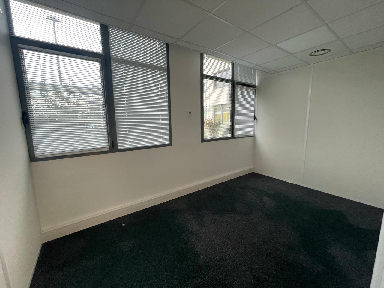 Bureau Saint-Grégoire 130m² Location bureau Saint-Grégoire Ille-et-Vilaine OLBUR2427590 4